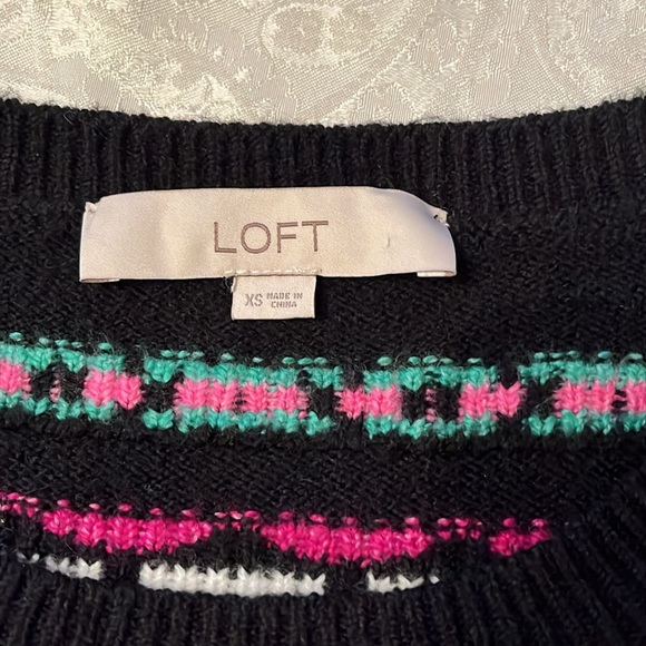 Loft Sweater Women’s XS in EUC! - Picture 2 of 4